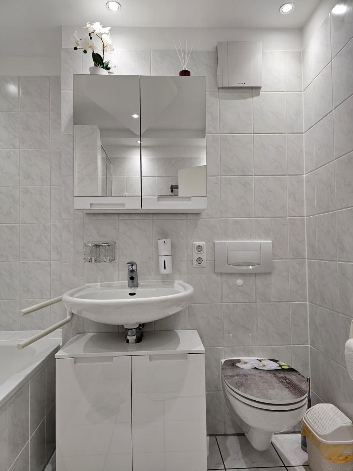 New Apartment Mit Terrasse Ганновер Экстерьер фото
